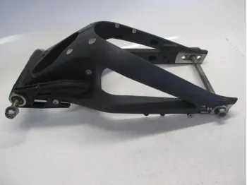 Bras oscillant TRIUMPH STREET TRIPLE R 675 2009-2011