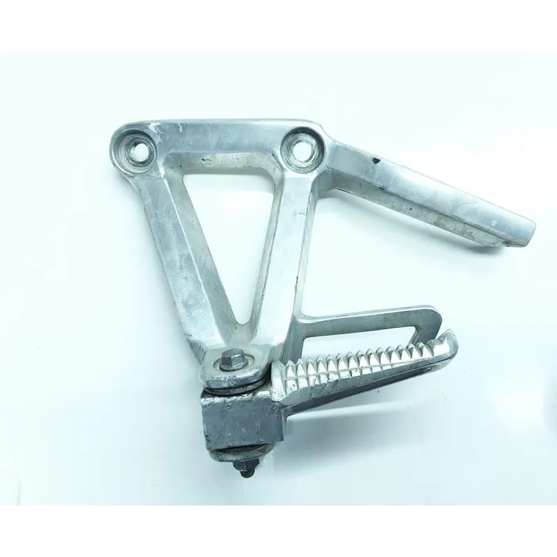 Platine et repose pieds arriere gauche YAMAHA FZS 600 1998-1999 FAZER