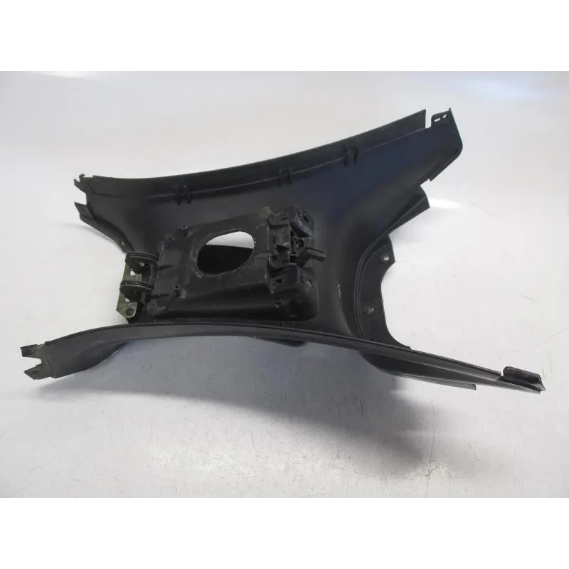 Cache carenage centrale marche pieds plancher PIAGGIO X8 125 2004-2007