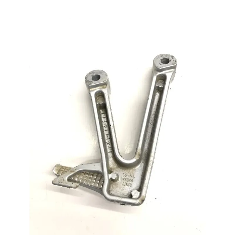 Platine et repose pieds arriere gauche SUZUKI SV 650 S 2003-2006