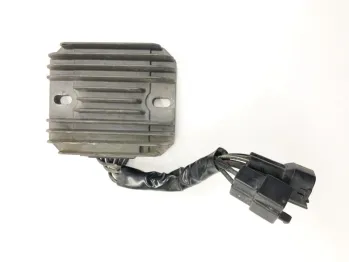 Regulateur charge batterie SUZUKI SV 650 S 2003-2006