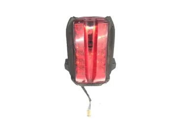 Feu arriere SUZUKI SV 650 S 2003-2006