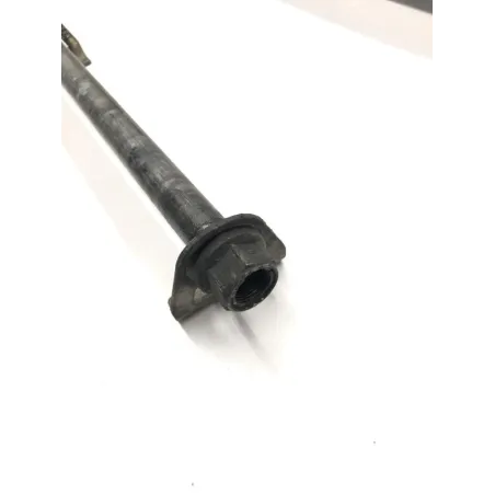 Axe de roue arriere SUZUKI SV 650 S 2003-2006