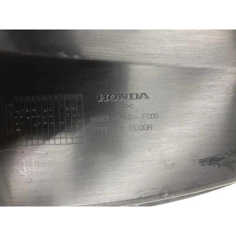 Plancher marche pied gauche HONDA NSS 125 2015-2017 FORZA