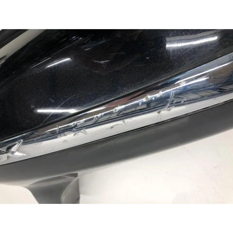 Cache carenage coque arriere gauche PIAGGIO X8 125 2004-2007