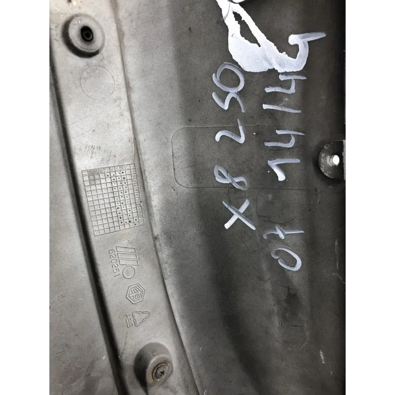 Cache carenage coque arriere gauche PIAGGIO X8 125 2004-2007