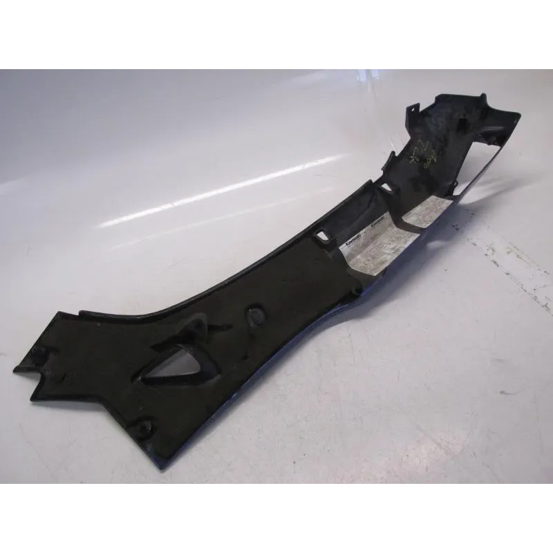 Cache carenage coque arriere droit KAWASAKI ZZR 600 1990-1992
