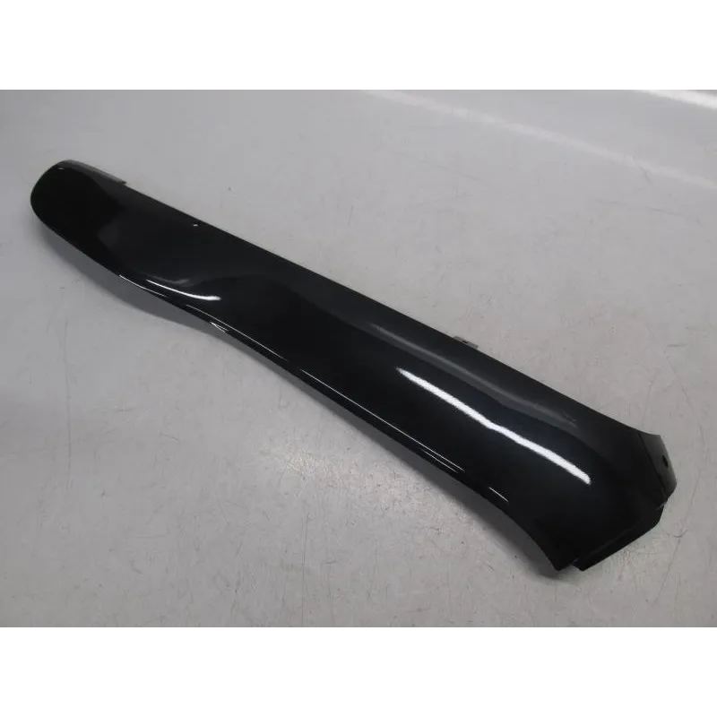 Cache carenage centrale marche pieds plancher APRILIA MOJITO 50 2004-2010