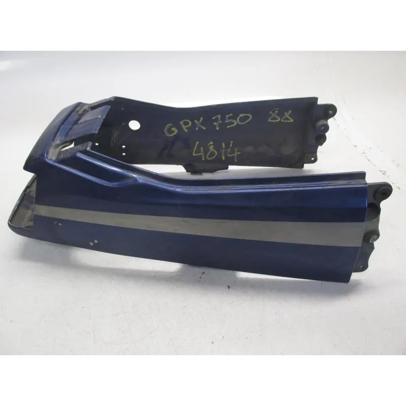 Cache carenage coque arriere KAWASAKI GPX 750 R 1987-1989