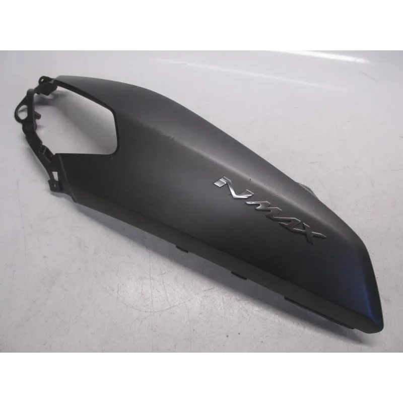 Cache carenage coque arriere gauche YAMAHA GPD 125 2015-2019 NMAX