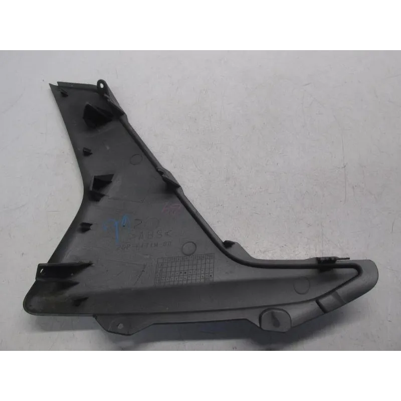 Demi sabot droit YAMAHA GPD 125 2015-2019 NMAX