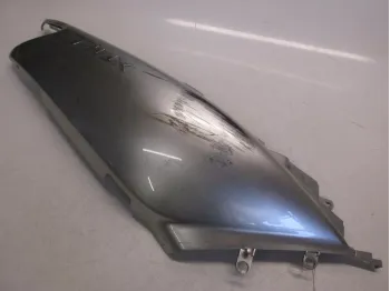 Cache carenage coque arriere droit YAMAHA XP 500 2001-2007 TMAX