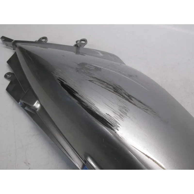 Cache carenage coque arriere droit YAMAHA XP 500 2001-2007 TMAX