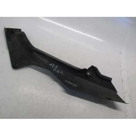 Cache carenage coque arriere droit HONDA CBR 125 R 2004-2006