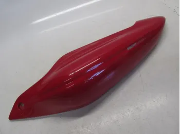 Cache carenage coque arriere gauche DUCATI SUPERSPORT 750 SS 1999-2002