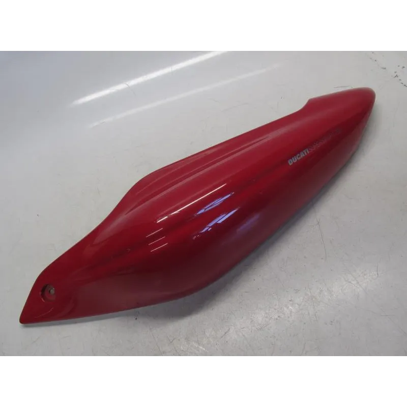 Cache carenage coque arriere gauche DUCATI SUPERSPORT 750 SS 1999-2002
