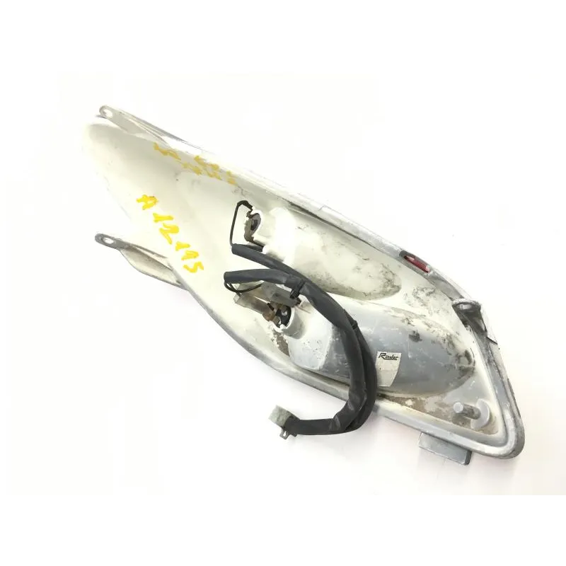 Feu arriere gauche YAMAHA YPR 125 2006-2009 XMAX