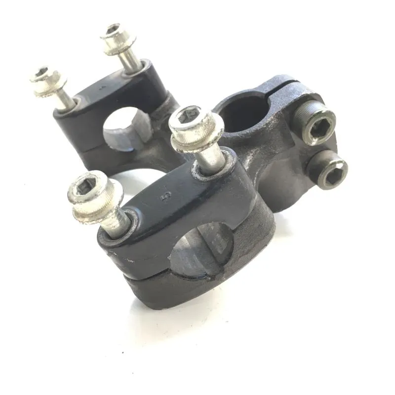 Pontets de guidon SUZUKI AN 400 2003-2006 BURGMAN