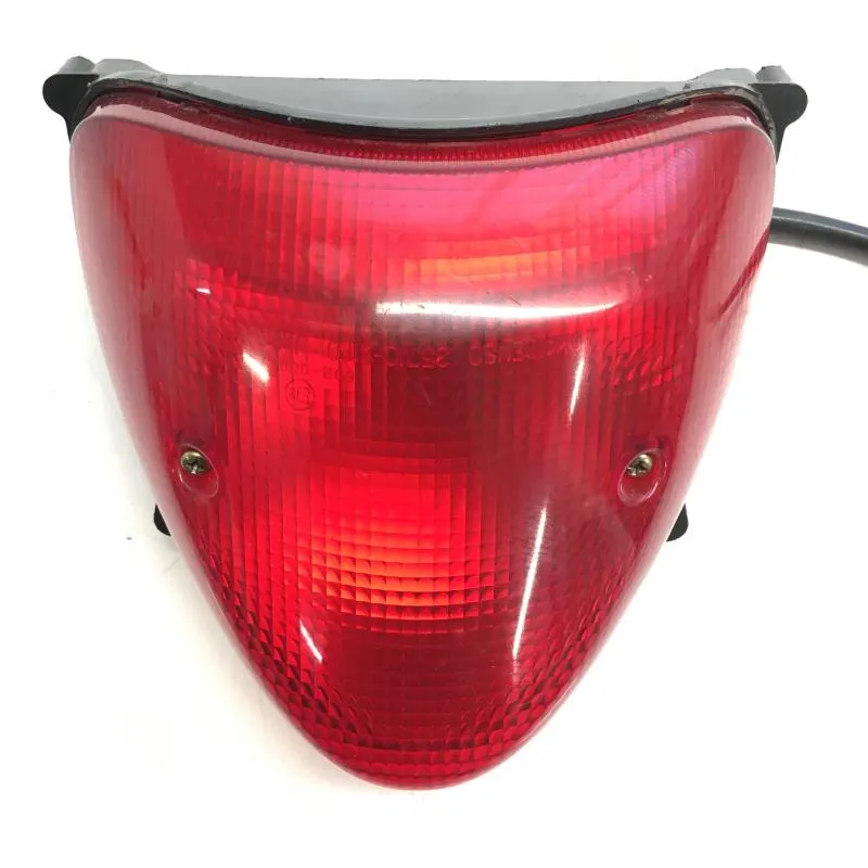 Feu arriere SUZUKI UC 125 1999-2003 EPICURO