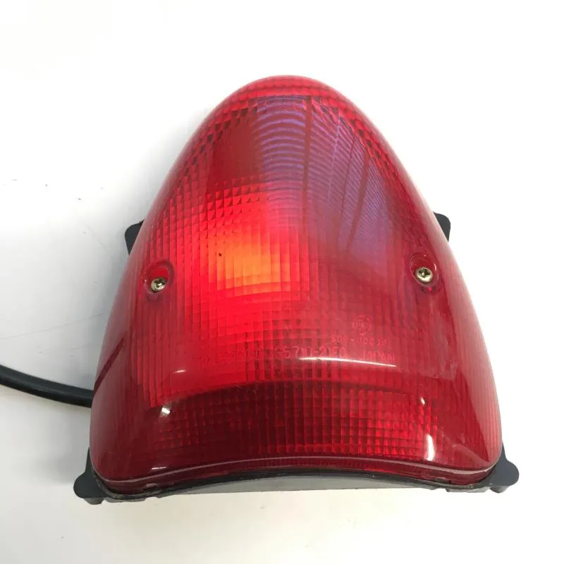 Feu arriere SUZUKI UC 125 1999-2003 EPICURO