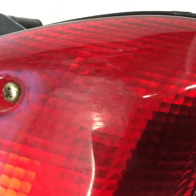 Feu arriere SUZUKI UC 125 1999-2003 EPICURO