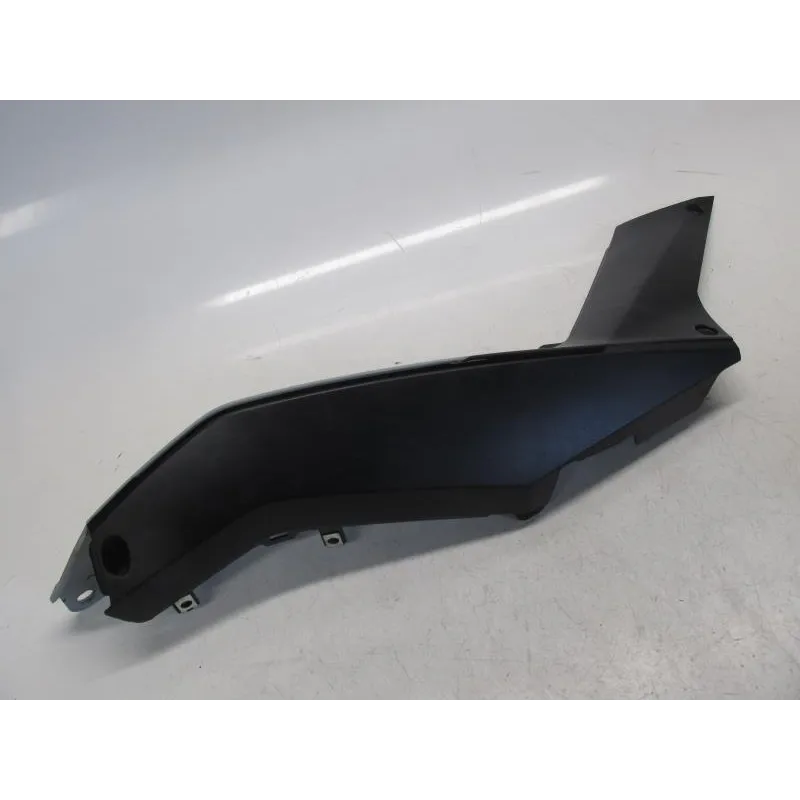 Cache carenage coque arriere droit KTM DUKE 125 2011-2016