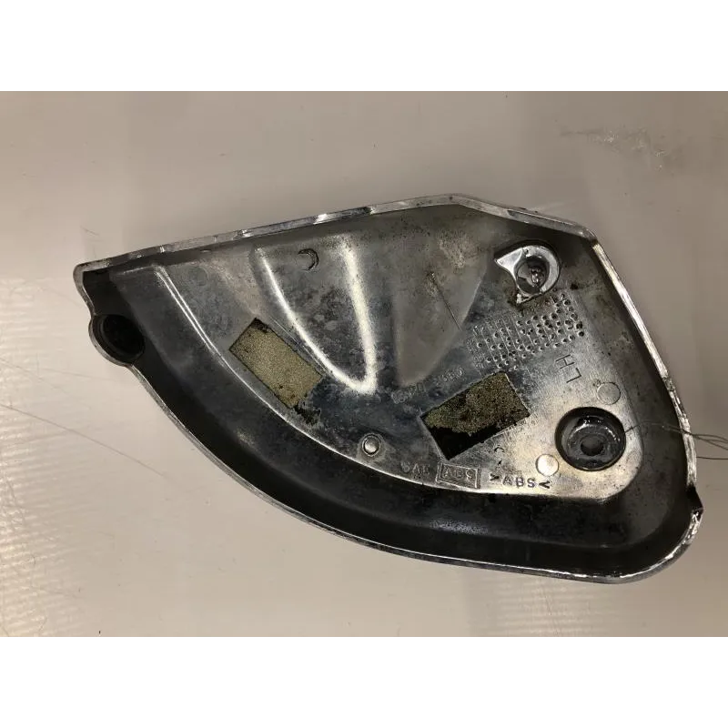 Cache carenage sous selle gauche SUZUKI GSF 1200 1996-2000 BANDIT