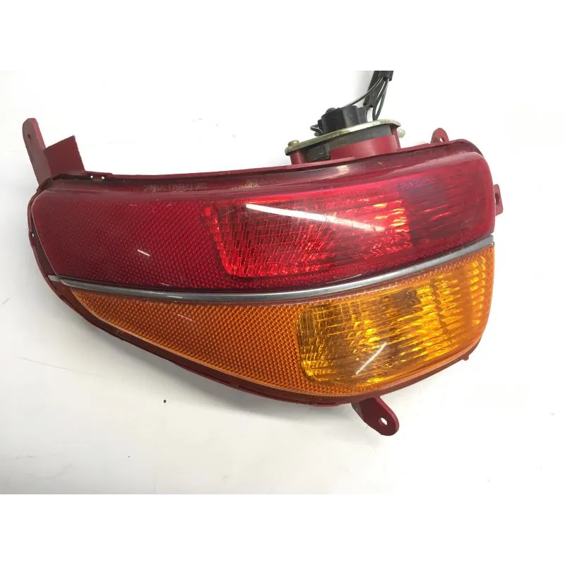 Bloc feu + clignotant ar droit SUZUKI AN 650 2003-2012 BURGMAN
