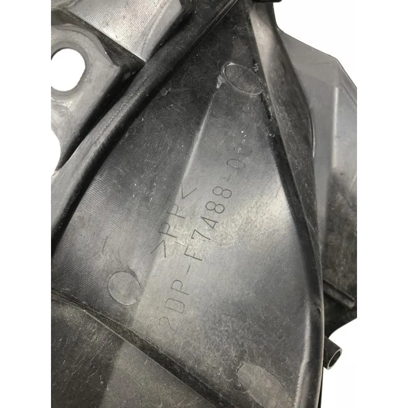 Plancher marche pied droit YAMAHA GPD 125 2015-2019 NMAX