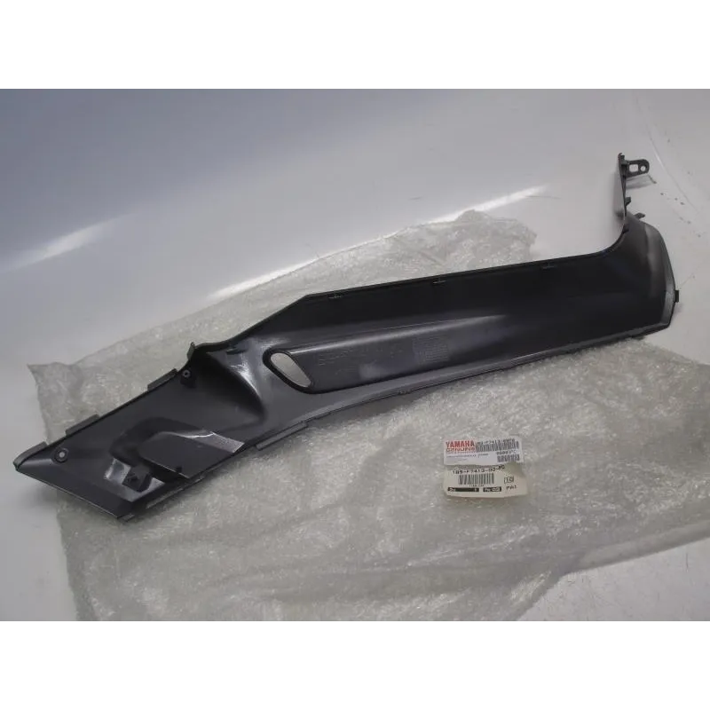 Cache lateral gauche YAMAHA YPR 125 2006-2009 XMAX