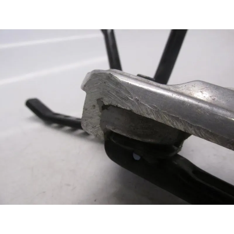 Platine et repose pieds arriere gauche HONDA PCX 125 2010-2011
