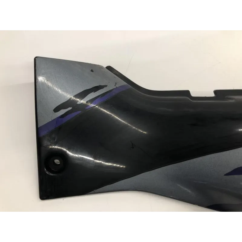 Cache carenage coque arriere gauche SUZUKI GSXR 1100 1993-1996