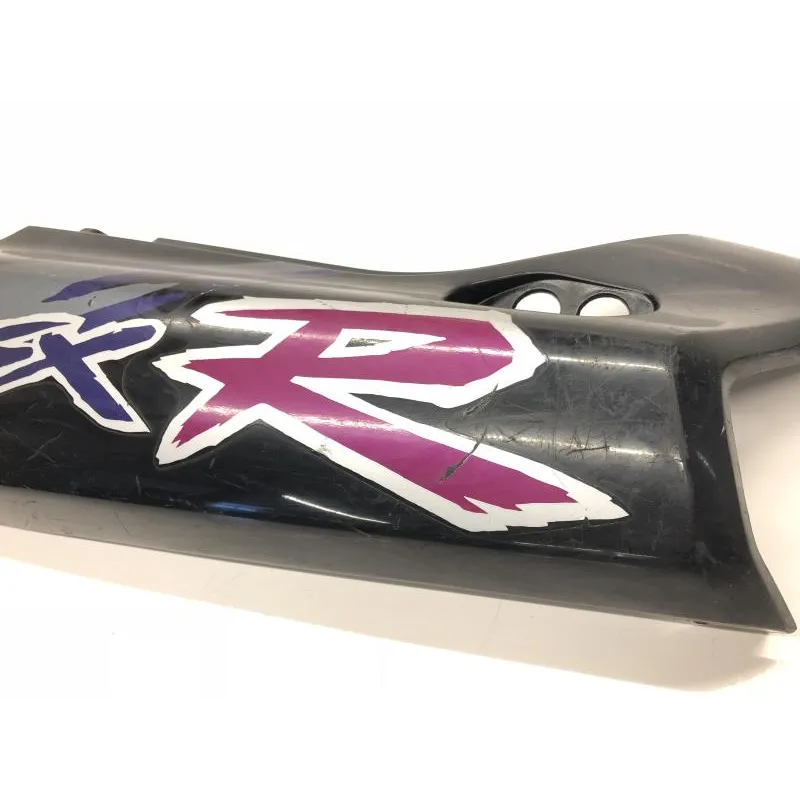 Cache carenage coque arriere gauche SUZUKI GSXR 1100 1993-1996