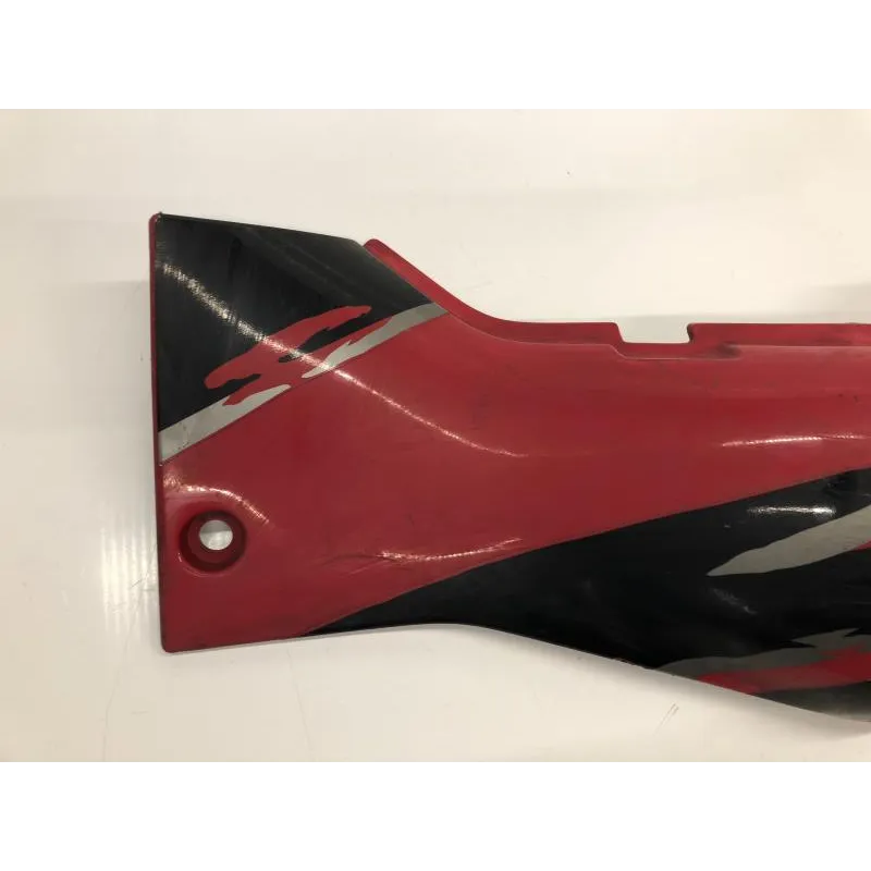 Cache carenage coque arriere gauche SUZUKI GSXR 1100 1993-1996