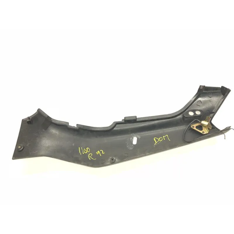 Cache carenage coque arriere droit SUZUKI GSXR 1100 1993-1996