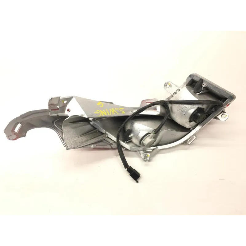 Feu arriere gauche HONDA FES 125 2007-2013 S-WING