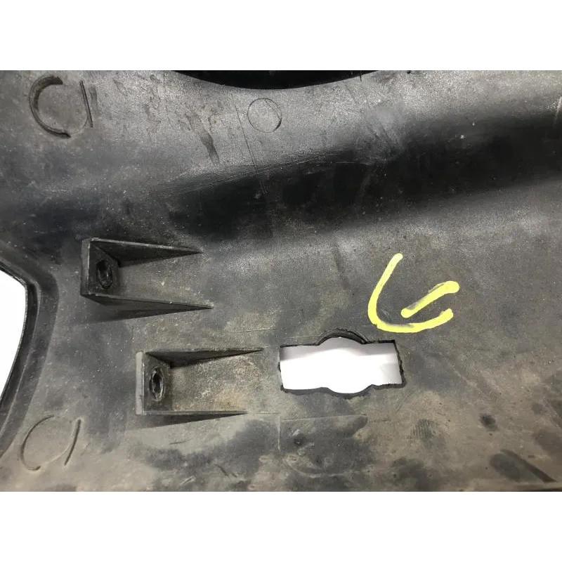 Cache carenage coque arriere gauche SUZUKI GSXR 750 1992-1995