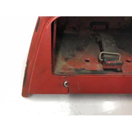 Cache carenage coque arriere SUZUKI GT 80 1981-1983
