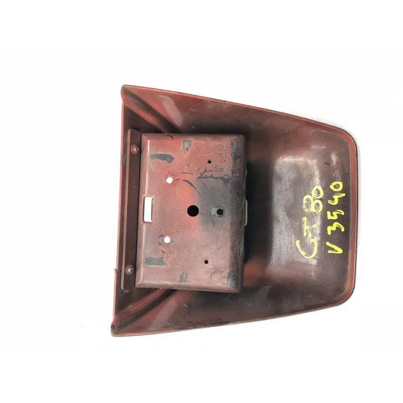 Cache carenage coque arriere SUZUKI GT 80 1981-1983