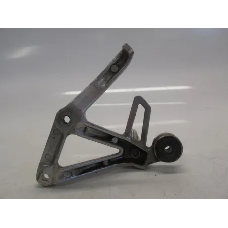 Platine et repose pieds arriere droit YAMAHA FZS 600 2000-2001 FAZER