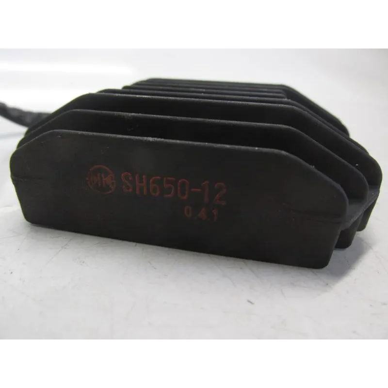 Regulateur charge batterie YAMAHA FZS 600 2000-2001 FAZER