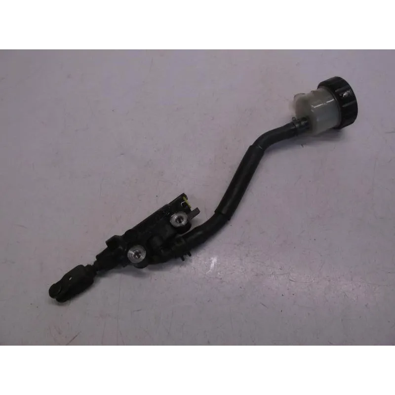 Maitre cylindre frein arriere YAMAHA FZS 600 2000-2001 FAZER