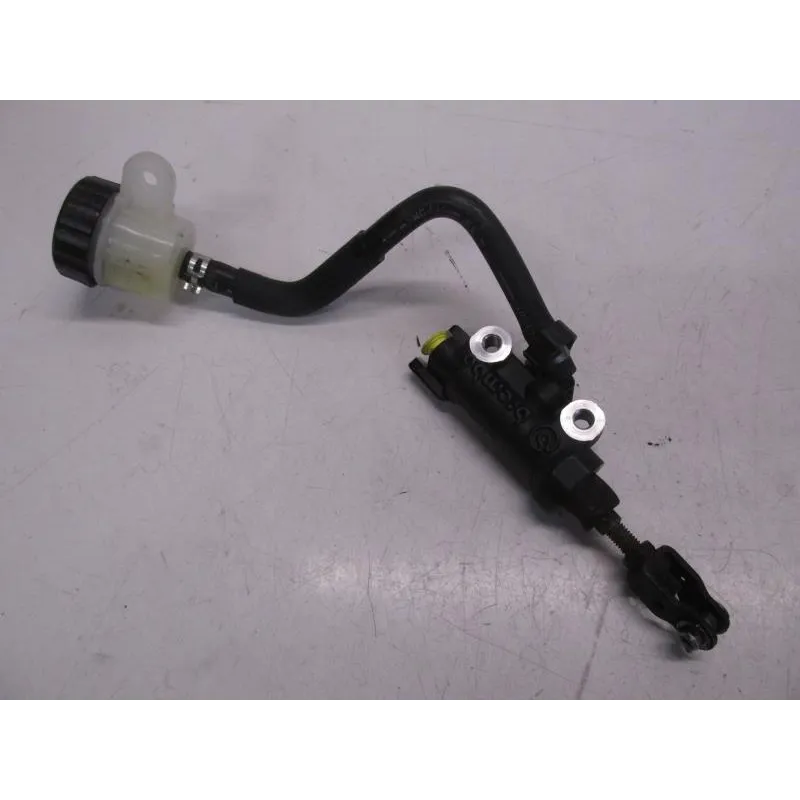 Maitre cylindre frein arriere YAMAHA XJ6 N 600 2011-2015