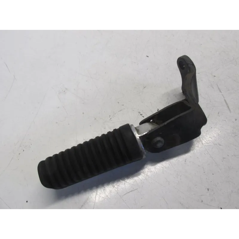Platine et repose pieds arriere droit YAMAHA YPR 125 2006-2009 XMAX