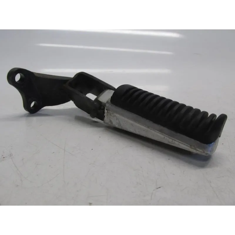 Platine et repose pieds arriere droit YAMAHA YPR 125 2006-2009 XMAX