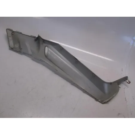 Cache carenage centrale marche pieds plancher YAMAHA YPR 125 2006-2009 XMAX