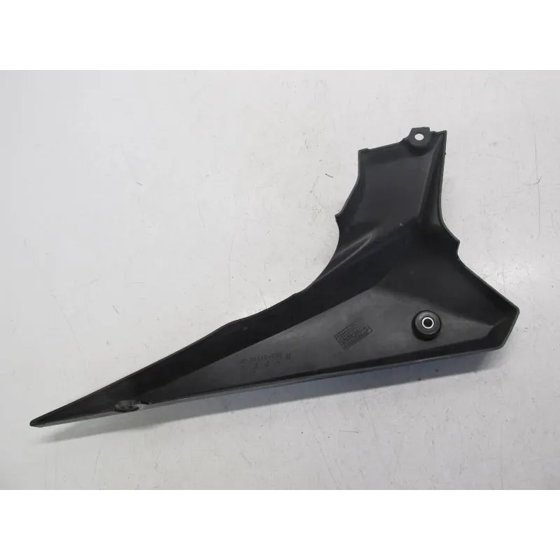Cache carenage sous selle droit YAMAHA XJ6 N 600 2011-2015