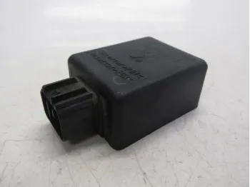 Relais boitier electrique KAWASAKI ZR7 750 N 2001-2003