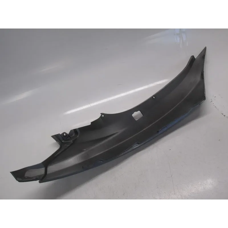 Cache carenage coque arriere gauche PIAGGIO MP3 500 LT 2011-2013