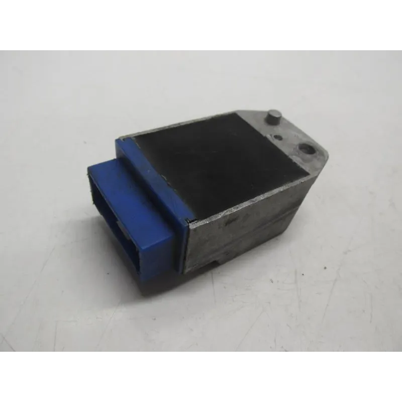 Regulateur charge batterie GILERA RCR 50 2004-2005